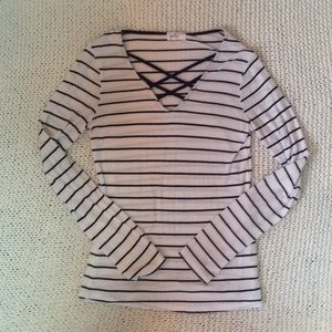 Crossed front shirt
